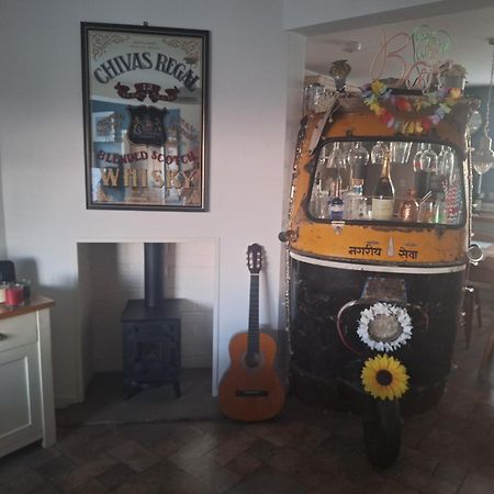 By The Sea, Home From Home Sleeps 6 Milford on Sea Exteriör bild