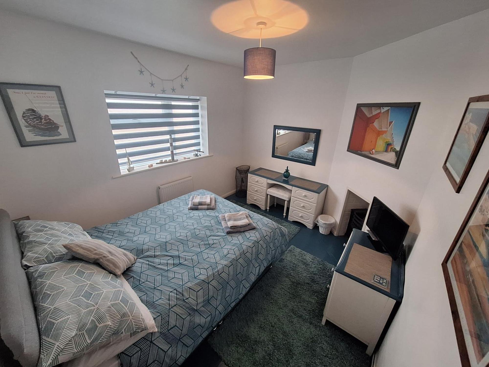 By The Sea, Home From Home Sleeps 6 Milford on Sea Exteriör bild