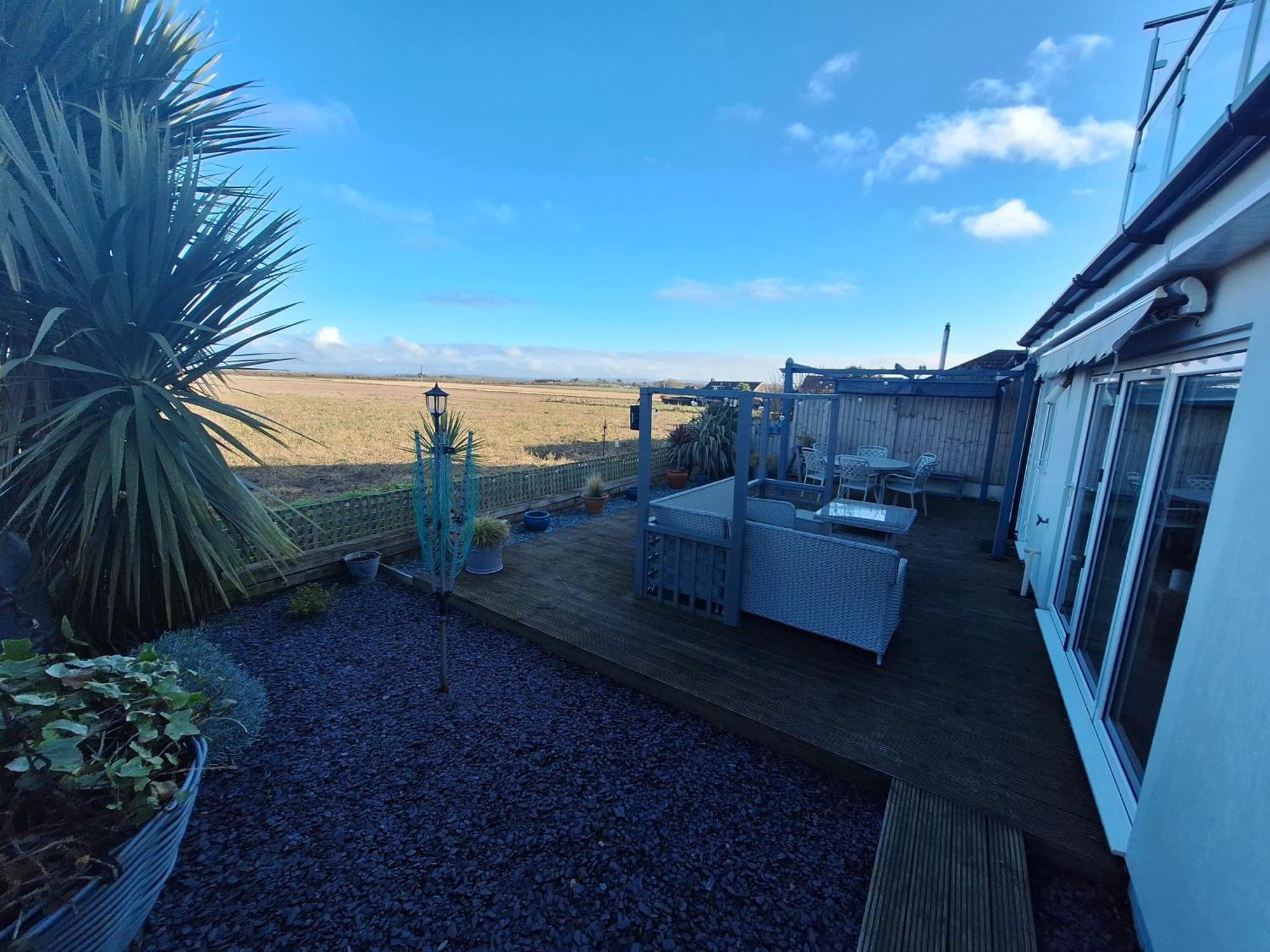 By The Sea, Home From Home Sleeps 6 Milford on Sea Exteriör bild
